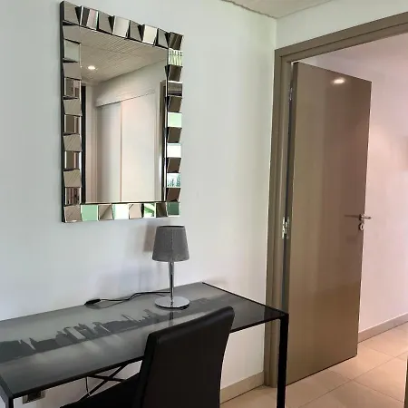 Apartment Moderne Face A La *